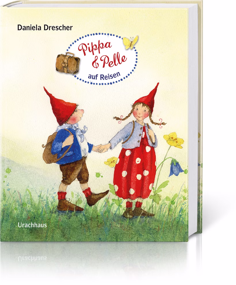 Urachhaus Pippa und Pelle auf Reisen Daniela Drescher _597 Das Buch "Pippa und Pelle auf Reisen Daniela Drescher" von Urachhaus zeigt auf dem illustrierten Cover zwei zwergenhafte Kinder Pippa und Pelle die sich an den Händen halten während sie durch eine Blumenwiese spazieren.