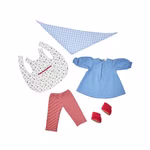 Käthe Kruse Kleidungsset Tilda Puppenbekleidung _26590 Das Käthe Kruse Kleidungsset Tilda Puppenbekleidung besteht aus einem blau gepunkteten Kleid einer rot-weiß gestreiften Hose einem weißen Lätzchen mit kleinen Mustern einem blau karierten Schal und roten Schuhen auf weißem Hintergrund.