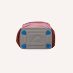 Finkid Schulranzen berry mix Gewicht ca. 990 g_29251 Die Finkid Schulranzen Beerenmix (ca. 990 g) sind von unten mit grauem Boden blauen Eckschutzleisten erhabenem Hundelogo rötlich-braunen Seiten und rosa Deckel dargestellt.