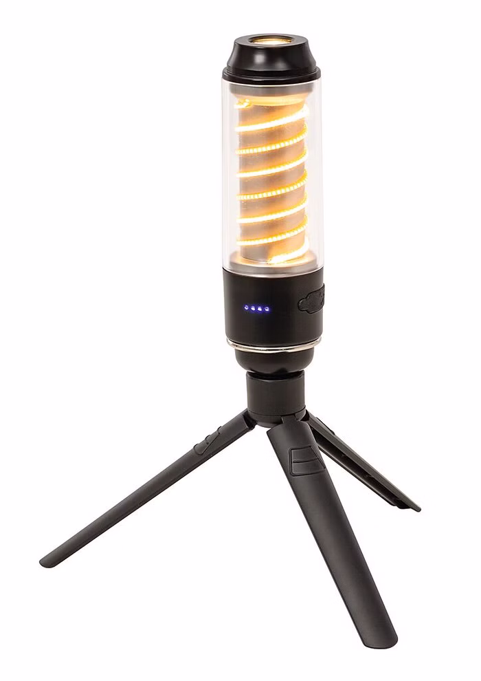 moses. Verlag Expedition Natur Outdoor Allroundlicht _29962 Das Expedition Natur Outdoor Allroundlicht aus dem moses. Verlag ist eine zylindrische tragbare Leuchte mit schwarzem Gehäuse auf einem Stativfuß die mit vier blauen LED-Leuchten und einem sichtbaren Spiralelement ausgestattet ist.