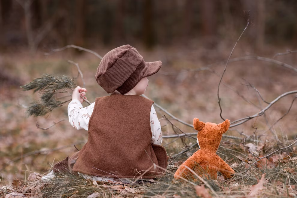 Dangling fox, small Dangling fox, small