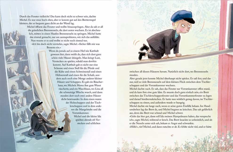 Oetinger Verlag Sonne Glück und Blaubeerduft Astrid Lindgren Sven Nordqvist Gunilla Bergström u.a._33713 Eine Doppelseite aus "Sonne Glück und Blaubeerduft" (Oetinger Verlag) zeigt einen Jungen in Vintage-Kleidung und blauer Mütze der auf einem Dachvorsprung herumkrabbelt mit Keramikfiguren im Inneren und deutschem Text auf beiden Seiten.