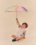 Parapluie enfant rayures arc-en-ciel Parapluie enfant rayures arc-en-ciel