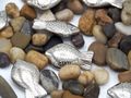 Fische perfekt geeignet als Tischdeko bzw. Streudeko zur Kommunion oder Konfirmation 2