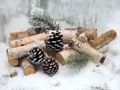 Deko Kunstschnee, Schnee Weiß zum Basteln, Streuen und Dekorieren für Winter- & Weihnachtsdeko, täuschend echt & weich 4