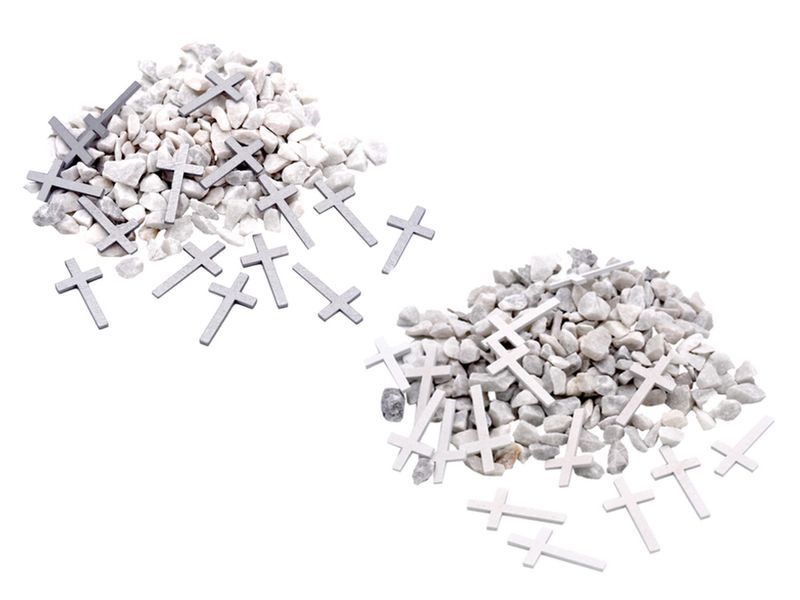 Streudeko Tischdeko Steine Gekalkt Weiß und Kreuze Kommunion Konfirmation Holz Silber Granulat 500g