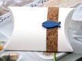 Gastgeschenk Schachtel Kork Fisch Holz Blau Basteln Kartonage Tischdeko Kommunion Konfirmation  2