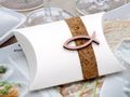 2 Gastgeschenke Schachtel Kork Fisch Holz Rosa Basteln Kartonage Tischdeko Kommunion Konfirmation  2