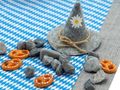 Tischdeko Oktoberfest Streudeko Brezel Steine Grau Deko Party Natur Landhaus 880g 3