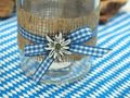Tischdeko Oktoberfest Bayern 2 Vasen Glas Blau Weiß Kariert Enzian Party Deko 3