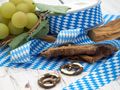 Raute Schleifenband - Dekoband für verschiedenste Bastelarbeiten und Dekorationen rund um das Oktoberfest 2