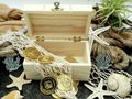 Schatztruhe Holz mit Goldmünzen für Kindergeburtstag Motto Piraten oder als Geldgeschenk 13,5 x 8 x 7,5cm 3