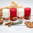 4 Adventskerzen Kerzen Stumpenkerzen Rot Creme Kekse Plätzchen Weihnachten Advent Deko Tischdeko 4