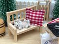 Holzbank Gartebank Dekobank Miniatur Katze Kissen Puppenhaus 4
