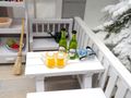 Miniatur Bier-Set mit 2 Flaschen & 2 Gläsern aus Kunststoff Puppenhaus Küche Party Wichtel Zubehör 4