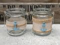 Schöne Windlichter im maritimen Stil mit Henkel sind verziert mit einem Anker aus Holz in Blau 2