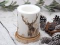 Die Kerzen mit Hirsch-Motiv verleihen Ihrem Tisch eine natürliche, weihnachtliche und herbstliche Note  4