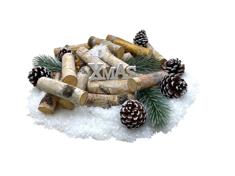 Streudeko Weihnachten XMAS Birkennholz Tannenzweige Zapfen Kunstschnee Tischdeko