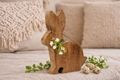 Hase 25cm H Mangoholz Osterhase mit Blumen Osterdeko Deko Figur Frühling Ostern Tischdeko Aufsteller 4