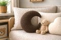 Flauschiges Deko Kissen Wolkenform Dunkel Braun - Geschenk für Baby & Kinderzimmer Weihnachten Jungen Babyshower 8