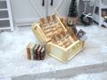 Wichtel Zubehör SET mit Holztruhe, Miniatur Zauberflaschen, Eule, Besen, Bücher-  für Wichteltür Miniaturen Puppenhaus 3