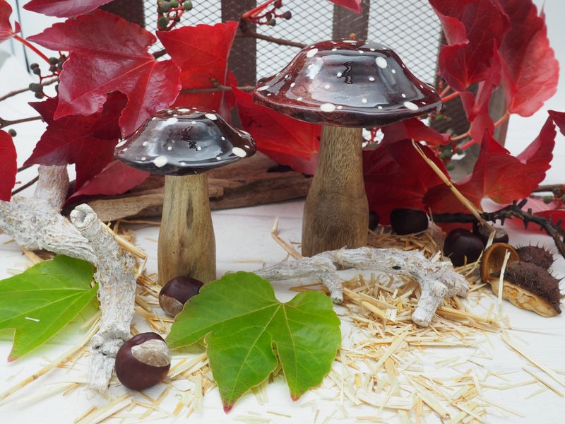 Pilz Dekofigur Braun Gepunktet Natur Holz Herbst Winter 2 Größen Deko