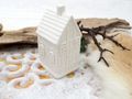 Deko Haus Keramik Weiß Fachwerk Bunt LED 10cm Weihnachten Ganzjährig 4 Stück 3