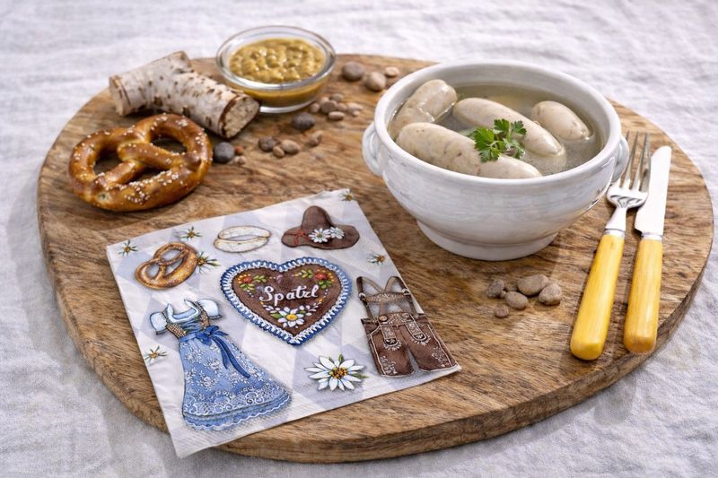Servietten Oktoberfest Lederhose Dirndl Brezel Bayrisch Tischdeko Partydeko 20 Stück
