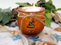 Herbstliches Windlicht mit Kürbisanhänger, Hexenhut & Juteband. Erhältlich in 3 Farben – Deko für Wohnzimmer, Fensterbank & Halloween 3