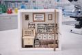 Geldgeschenk Chemie Labor personalisiert – Geschenkbox Wissenschaft Studium Abschluss Bio Forscher Pharmazeut  3
