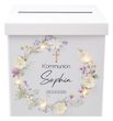 Personalisierte Briefbox Kommunion, Taufe & Konfirmation – Geschenkbox mit Blumenkranz, Kreuz & Licht 20×20×20 cm 3