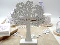 Tischdeko - Deko Kommunion mit Servietten mit Baum des Lebens Motiv, Glasvasen, Kerze & Holzaufsteller – Beige Flieder 6