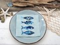 20 Cocktailservietten mit vier Fische in Blau auf Hellgrün für maritime Tischdekoration 5