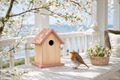 Vogelhaus zum Aufhängen aus Holz mit Rosa Dach - Geschenk Geburtstag Ostern 3
