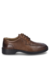 The half shoe made of smooth brown leather features a classic lacing. The robust black sole complements the timeless design making it ideal for formal occasions.