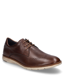 The half shoe in the color cognac is made of smooth leather with a fine perforated pattern. The shoe features a classic lacing and a light sole that provides an elegant look.