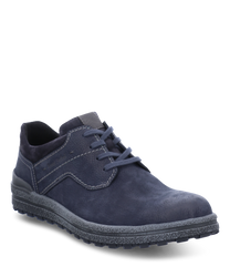 Chaussure élégante à lacets en cuir bleu foncé. La chaussure a une semelle texturée gris clair et des coutures discrètes.