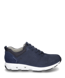 Baskets bleu foncé avec lacets en cuir perforé pour une respirabilité optimale. Semelle blanche avec des propriétés d'amortissement idéale pour un confort quotidien.