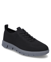 De sneaker is gemaakt van zwart ademend mesh-materiaal en heeft een vetersluiting. De grijze zool biedt extra grip en comfort.