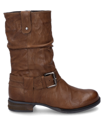 Ein cognacfarbener Stiefel aus Leder mit seitlichem Reißverschluss. Der Stiefel hat eine dekorative Schnalle und eine robuste Sohle.