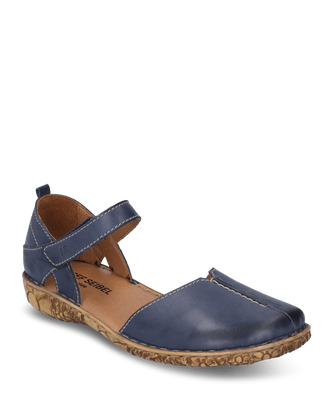 Blue leather sandal with Velcro closure. The sole is patterned and gives the shoe a special accent.
