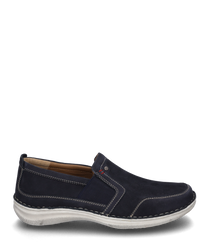 The slipper is made of dark blue suede with contrasting white stitching. It features a practical elastic band for easy on and off and a white rubber sole for added comfort.