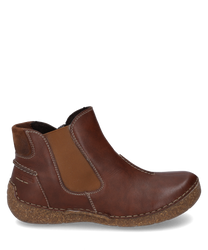 Die Stiefelette in der Farbe Brandy besteht aus hochwertigem Leder mit einem seitlichen Reißverschluss. Sie zeichnet sich durch ihre robuste Sohle und die feinen Nahtdetails aus.