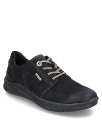 Un zapato elegante de cuero negro con cordones. El zapato tiene una suela gris claro y costuras decorativas discretas que le dan un toque moderno al diseño clásico.