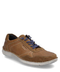 La scarpa è realizzata in pelle marrone con lacci blu. Ha una superficie strutturata e una suola chiara e robusta per un comfort e uno stile ottimali.