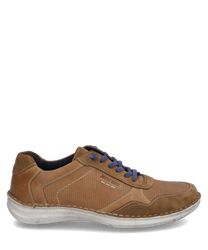 La scarpa è realizzata in pelle marrone con lacci blu. Ha una superficie strutturata e una suola chiara e robusta per un comfort e uno stile ottimali.