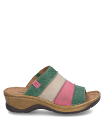 This clog in the color Pine-Multi features a multicolored design of light green beige and pink. It has a comfortable elastic closure and a sturdy sole for optimal support.
