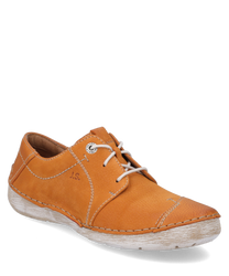 Der Halbschuh in orange-kombi besteht aus hochwertigem Leder und ist mit einer Schnürung versehen. Auffällig sind die weiße Sohle und die kontrastierenden Nähte die dem Schuh eine besondere Note verleihen.