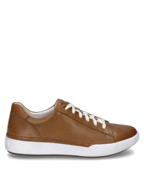 Beżowy sneaker z wiązaniem z imitacji skóry charakteryzuje się gładką powierzchnią i białymi sznurówkami. Podeszwa jest biała i kontrastuje z cholewką co nadaje butowi klasyczny wygląd.