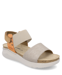 Beige Sandale mit Klettverschluss bestehend aus beigem und orangem Leder sowie elastischem Textil. Die Sohle ist hell und leicht erhöht ideal für Komfort und Stil.